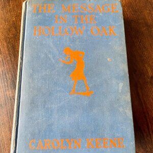 Vintage Nancy Drew Book 1935 The Message in the Hollow Oak Hard cover